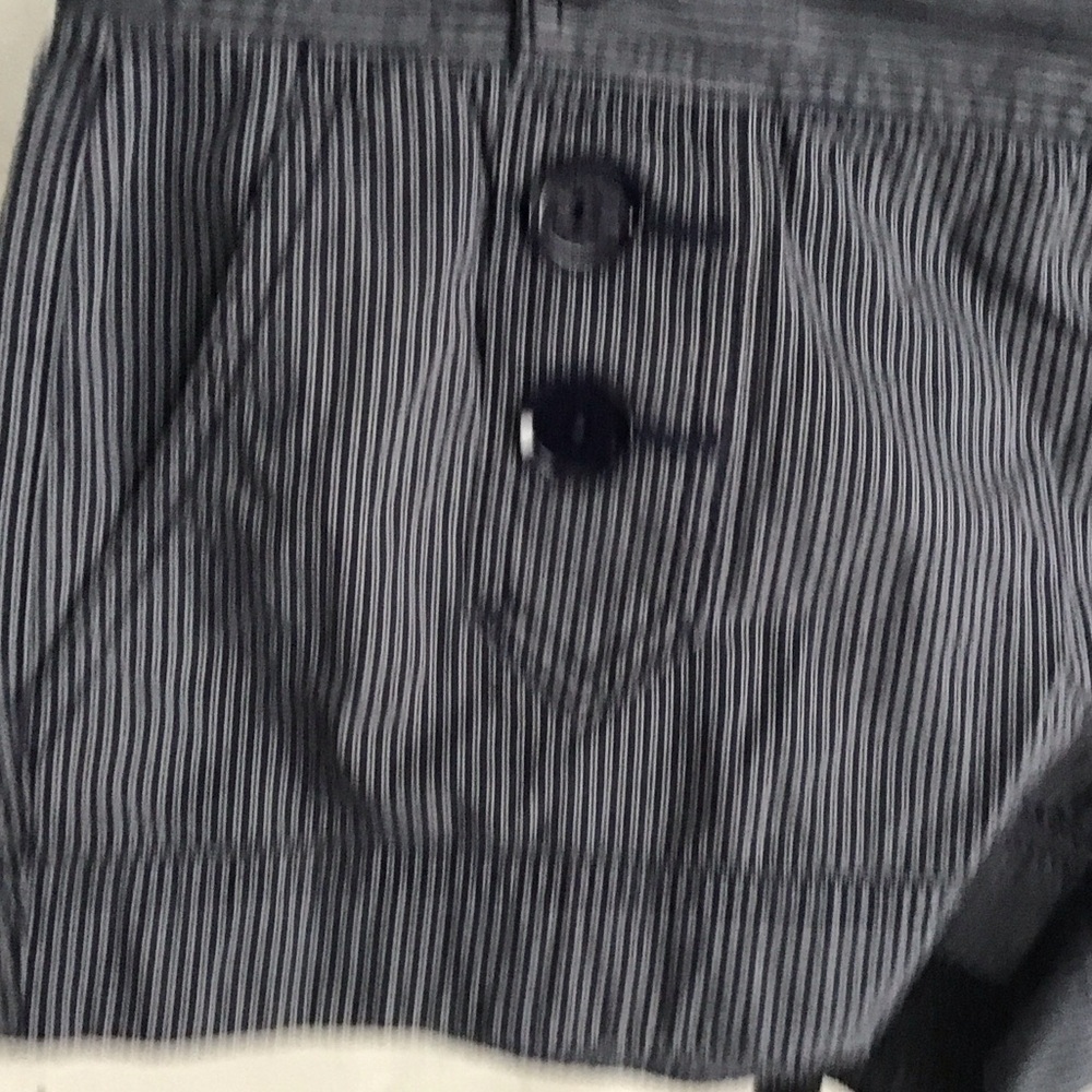 Express Women's Pinstriped Black Shorts - Picture 3 of 9